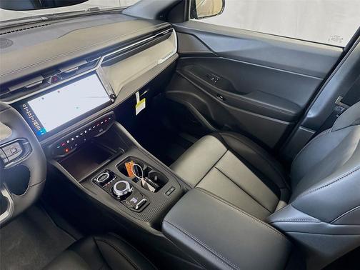Diamond Black Crystal Pearlcoat 2026 Jeep Cherokee Limited