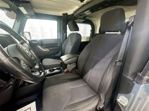 Anvil Clearcoat 2015 Jeep Wrangler Sport