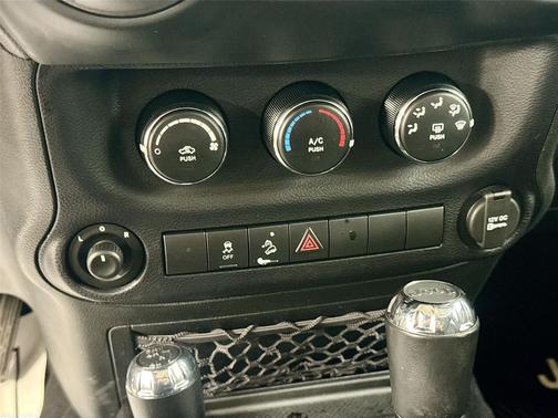 Anvil Clearcoat 2015 Jeep Wrangler Sport