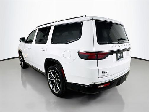 2023 Jeep Wagoneer Series III