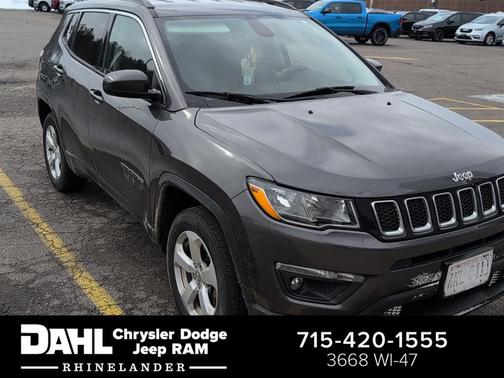 Granite Crystal Metallic Clearcoat 2018 Jeep Compass Latitude