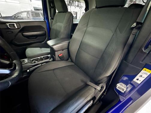 Ocean Blue Metallic Clearcoat 2018 Jeep Wrangler Sport S