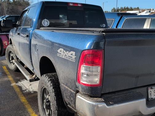 2021 RAM 2500 Tradesman Crew Cab 4x4 6'4' Box