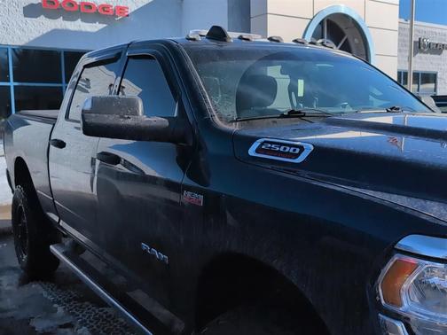 2021 RAM 2500 Tradesman Crew Cab 4x4 6'4' Box