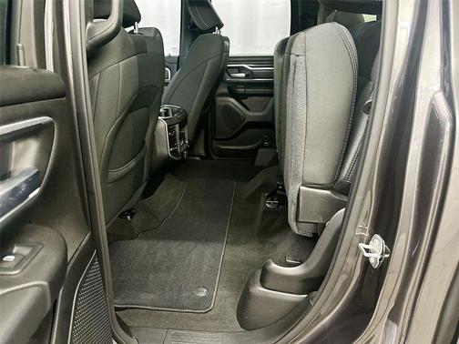 Granite Crystal Metallic Clearcoat 2022 RAM 1500 Big Horn/Lone Star