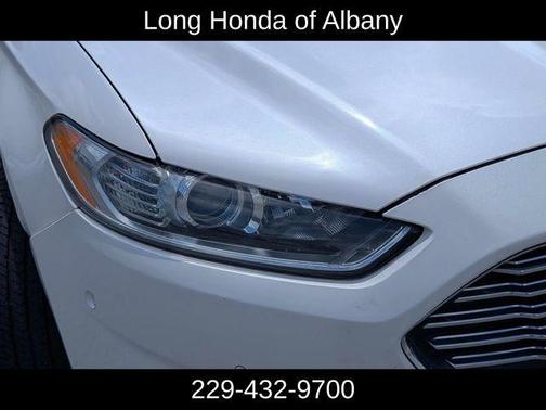 White 2013 Ford Fusion Hybrid Titanium