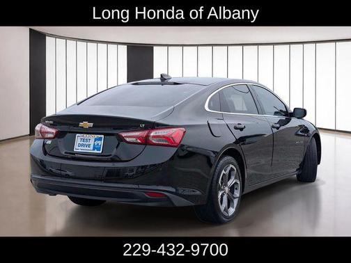 Mosaic Black Metallic 2022 Chevrolet Malibu FWD LT