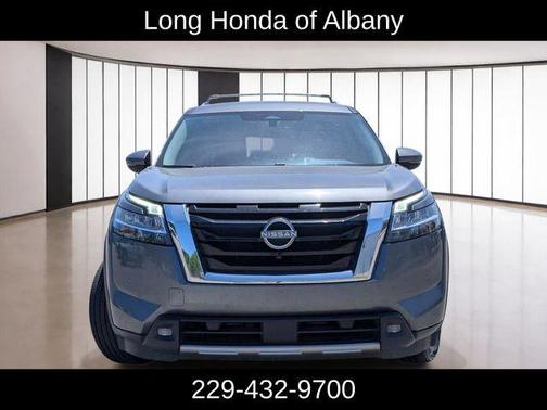 Gun Metallic 2022 Nissan Pathfinder SL 2WD