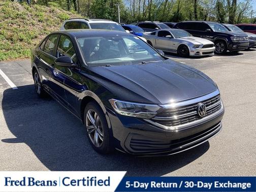 2022 Volkswagen Jetta 1.5T SE