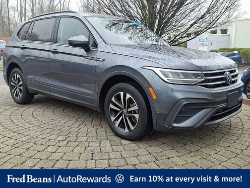 Platinum Gray Metallic 2023 Volkswagen Tiguan 2.0T S