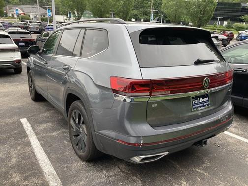 2024 Volkswagen Atlas 2.0T SE