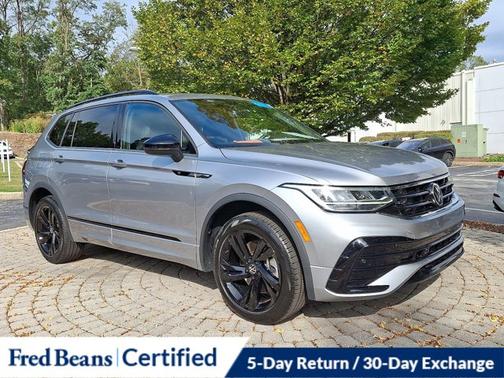 2023 Volkswagen Tiguan 2.0T SE R-Line Black