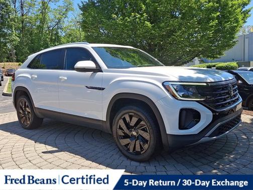 2024 Volkswagen Atlas Cross Sport 2.0T SE w/ Technology