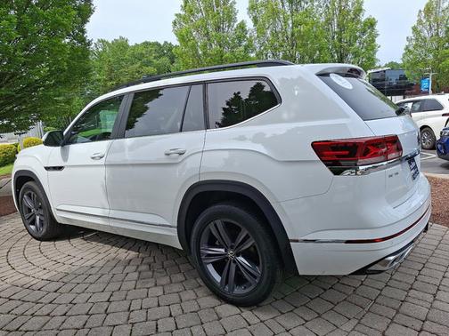 2021 Volkswagen Atlas 3.6 V6 SE w/ Technology R-Line