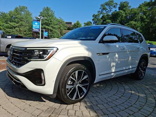 2024 Volkswagen Atlas 2.0T SEL Premium R-Line