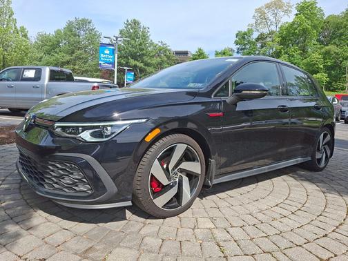 2023 Volkswagen Golf GTI 2.0T SE