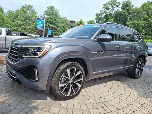 2024 Volkswagen Atlas 2.0T SEL Premium R-Line