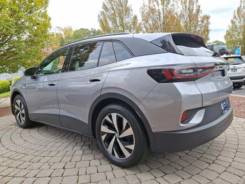 2023 Volkswagen ID.4 Pro