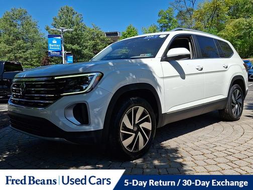 Opal White Pearl Effect 2024 Volkswagen Atlas 2.0T SEL