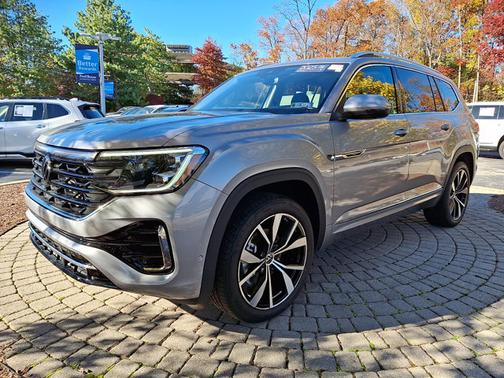 2025 Volkswagen Atlas 2.0T SEL Premium R-Line