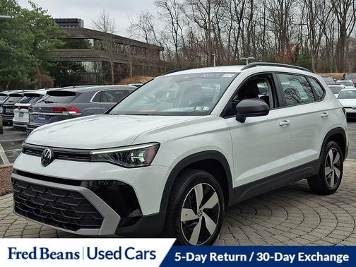 Pure White 2025 Volkswagen Taos 1.5T S