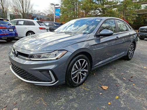 2025 Volkswagen Jetta 1.5T SE