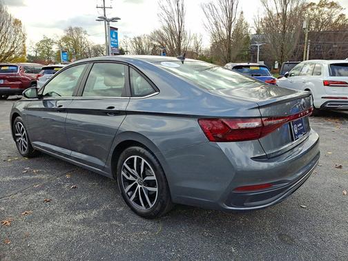 2025 Volkswagen Jetta 1.5T SE