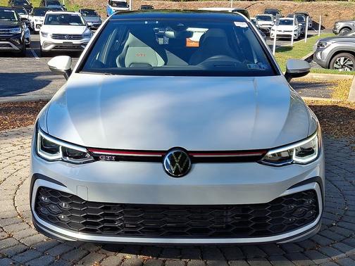 2024 Volkswagen Golf GTI 2.0T Autobahn