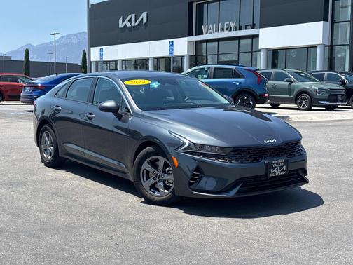 2022 Kia K5 LXS Auto FWD