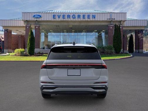 Metallic 2026 Lincoln Nautilus Reserve