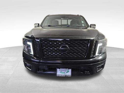 2018 Nissan Titan SV