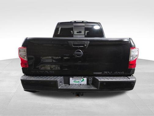 2018 Nissan Titan SV