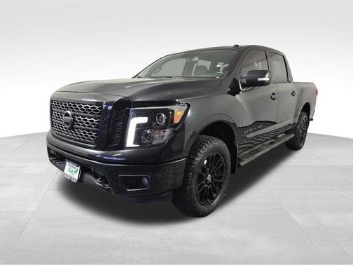 2018 Nissan Titan SV