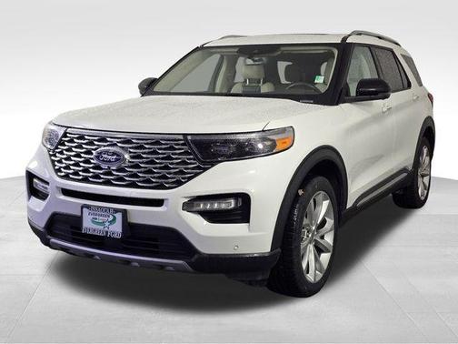 Star White 2023 Ford Explorer Platinum