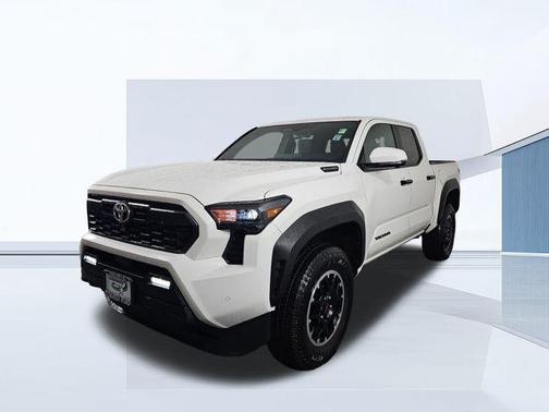 2025 Toyota Tacoma Hybrid TRD