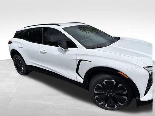 Summit White 2024 Chevrolet Blazer EV RS