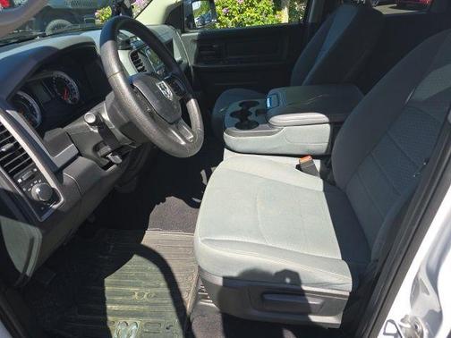 Bright White Clearcoat 2017 RAM 1500 Tradesman/Express