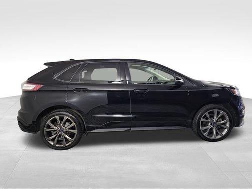 2017 Ford Edge Sport