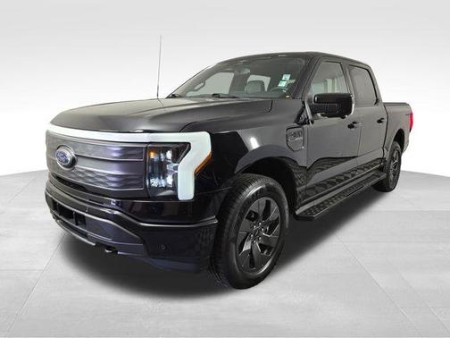 Black Metallic 2023 Ford F-150 Lightning LARIAT