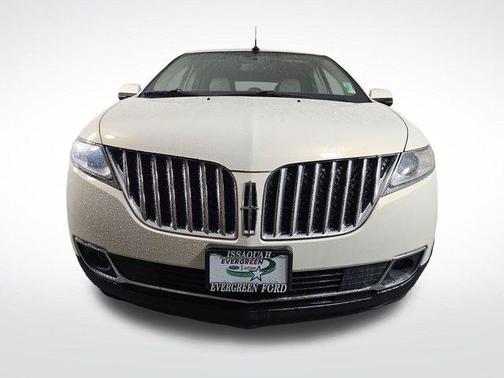 2013 Lincoln MKX Base
