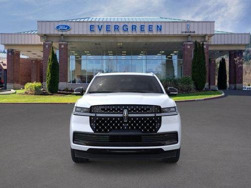 2025 Lincoln Navigator L Black Label