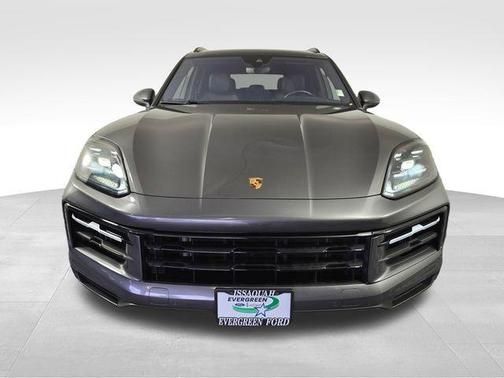 2024 Porsche Cayenne Base