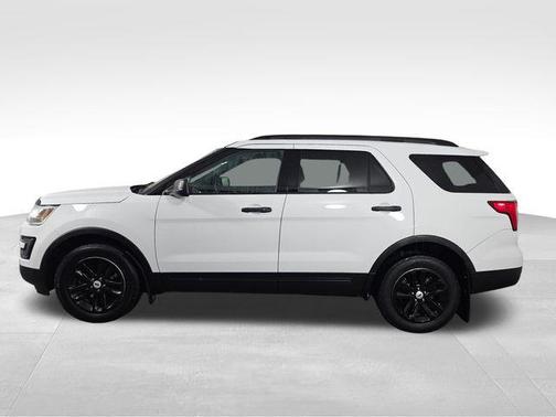 2016 Ford Explorer Base