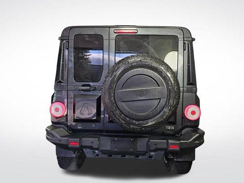 2024 INEOS Grenadier BASE