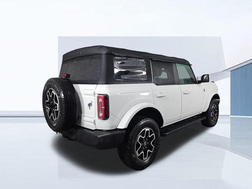 2021 Ford Bronco Outer Banks