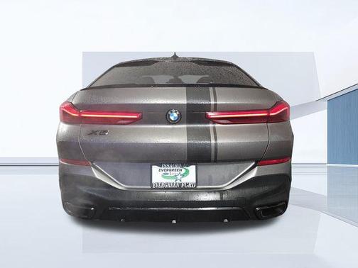 2022 BMW X6 xDrive40i