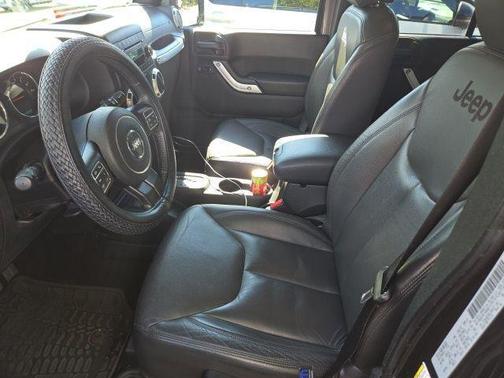 Granite Crystal Clearcoat Metallic 2016 Jeep Wrangler Unlimited Sahara