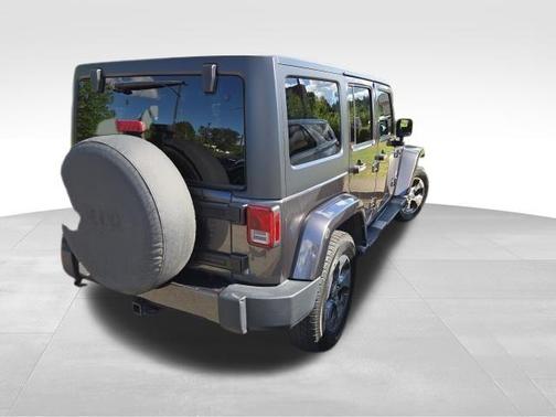 Granite Crystal Clearcoat Metallic 2016 Jeep Wrangler Unlimited Sahara