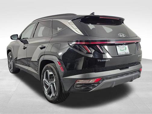 Phantom Black 2022 Hyundai TUCSON Hybrid Limited
