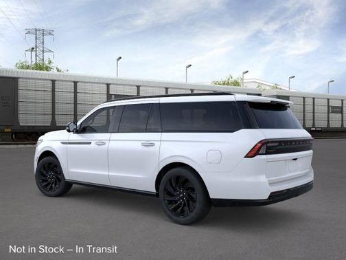 Star White 2026 Lincoln Navigator L Reserve